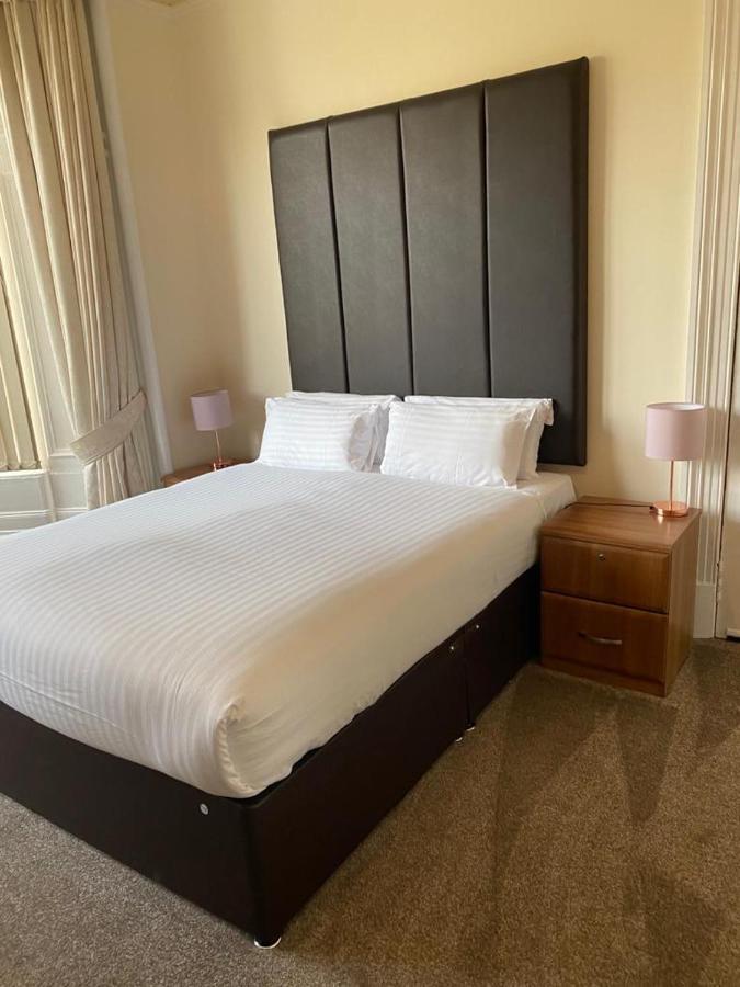 Onslow Bed And Breakfast Glasgow Exteriör bild